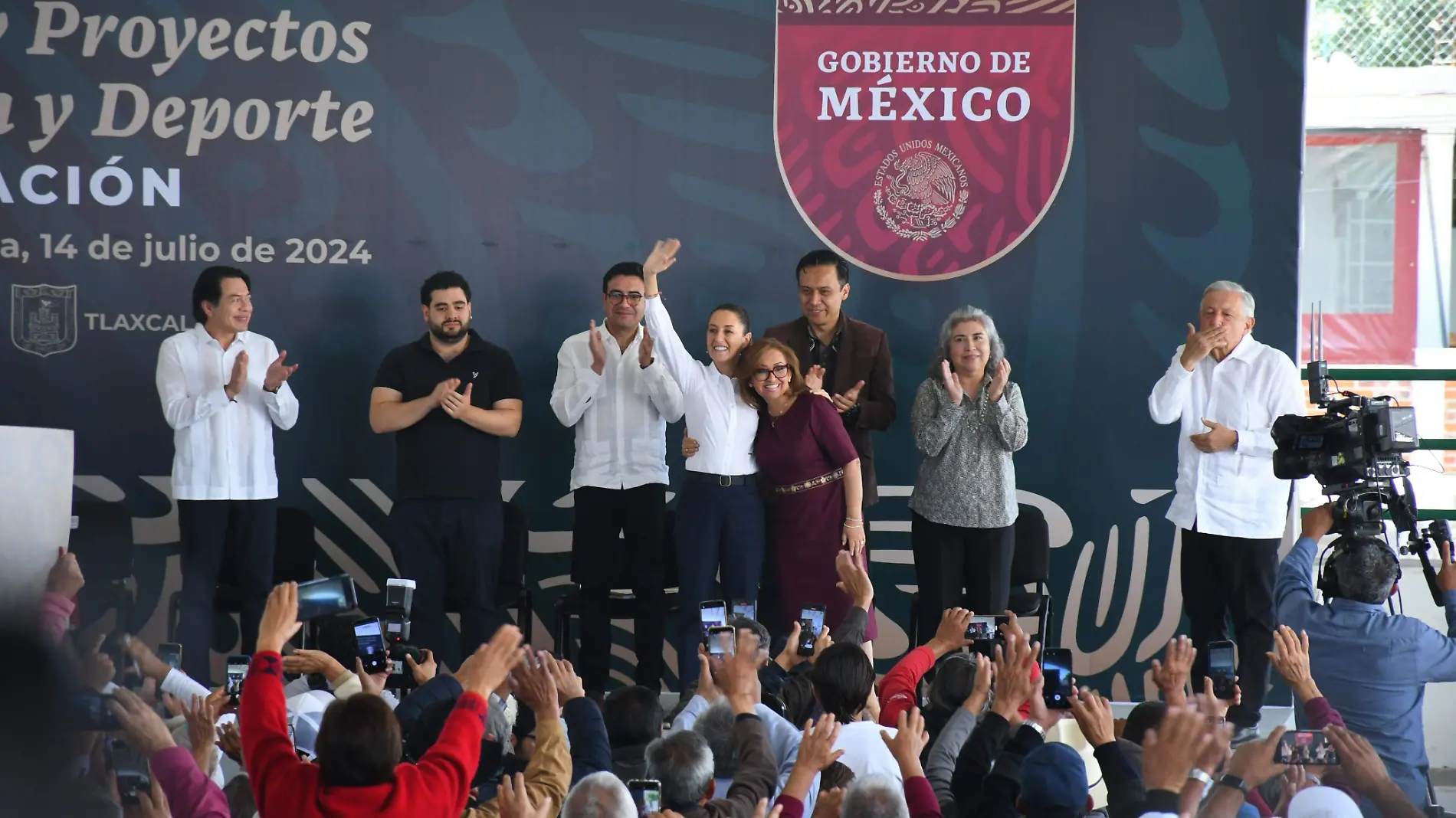 AMLO CLAU VISITA (2)